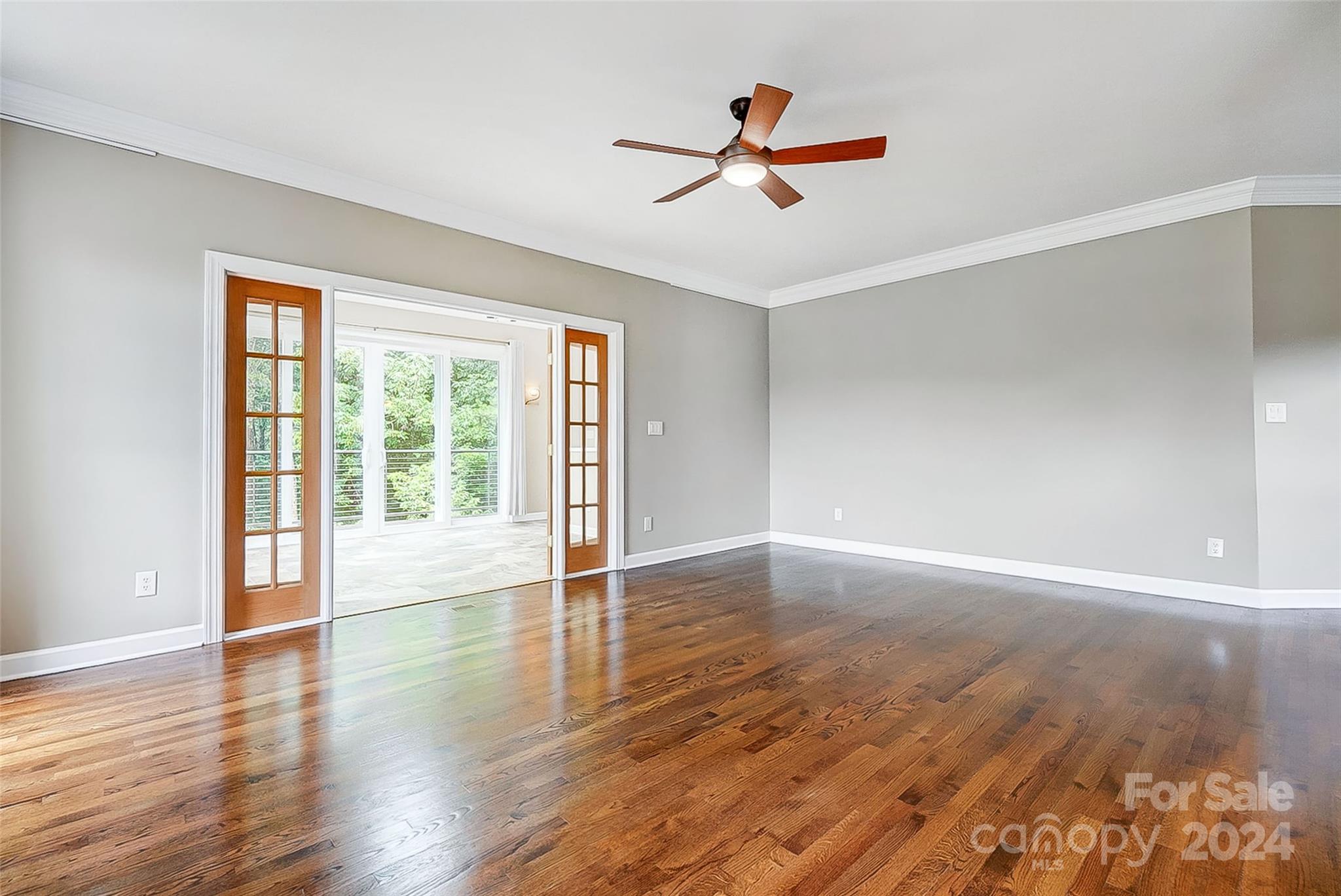 Lake Shore - Residential