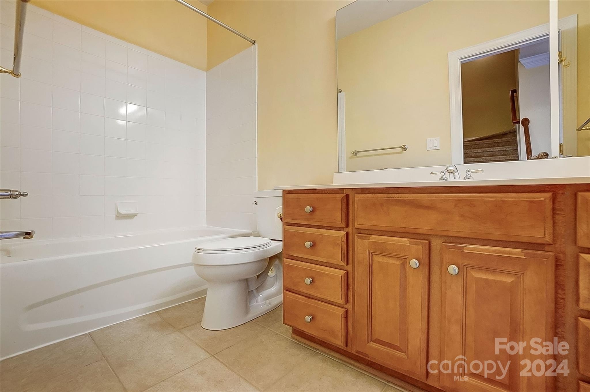 Lake Shore - Residential