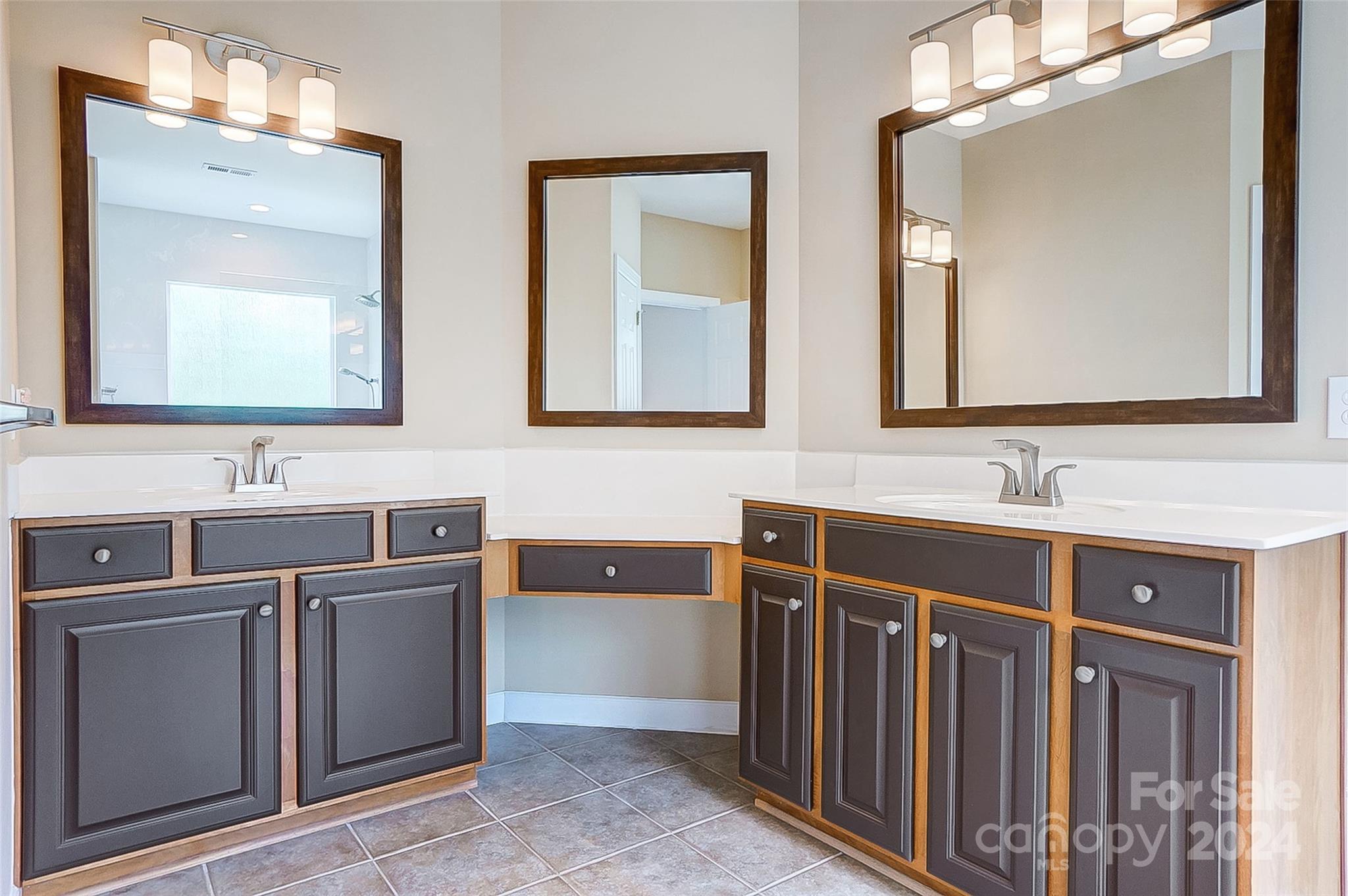 Lake Shore - Residential