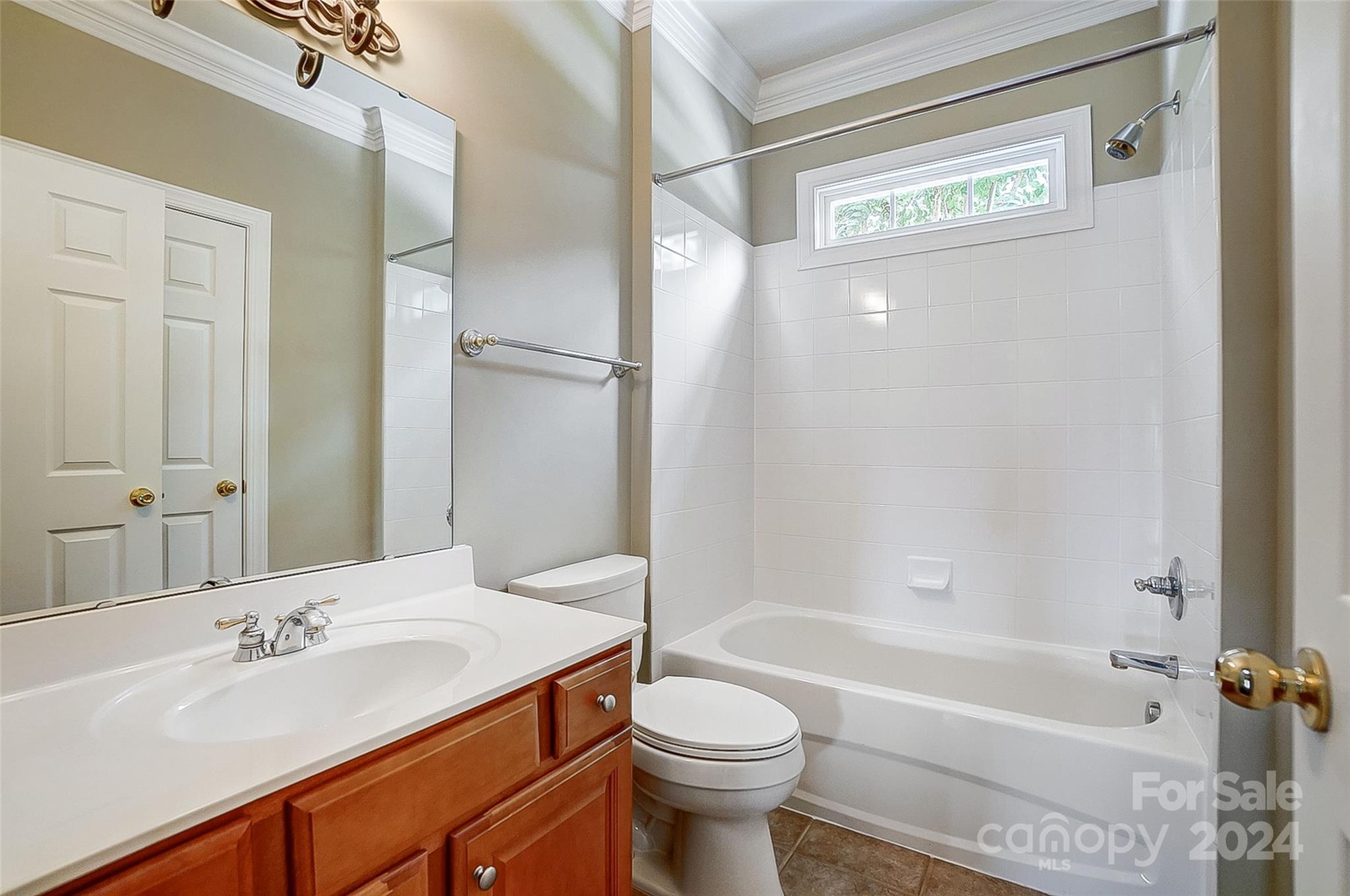 Lake Shore - Residential