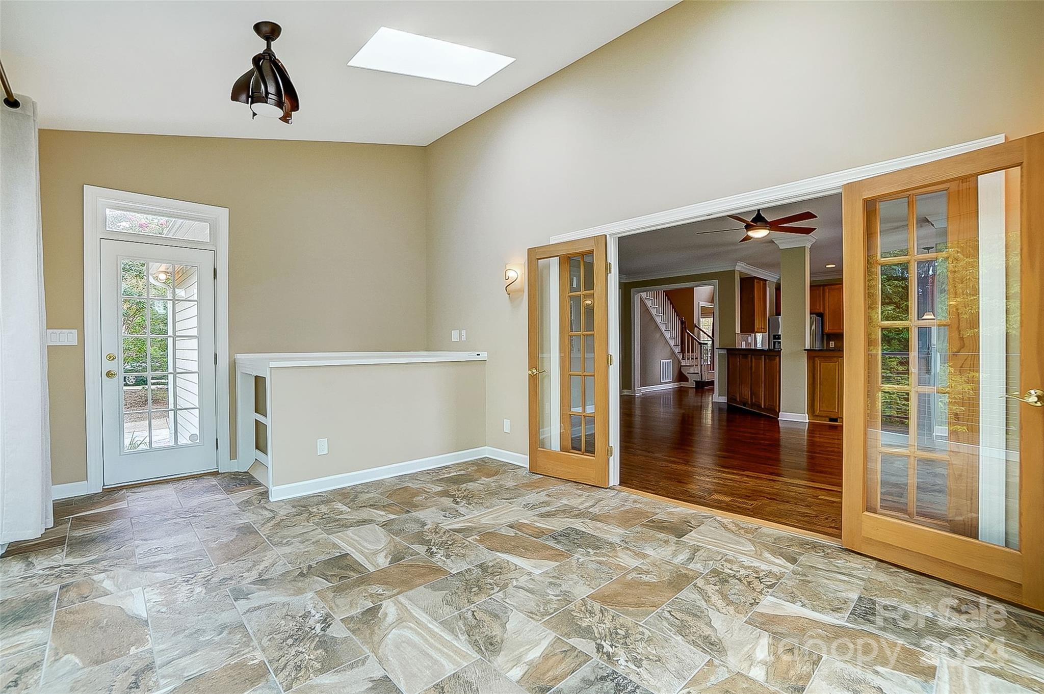 Lake Shore - Residential