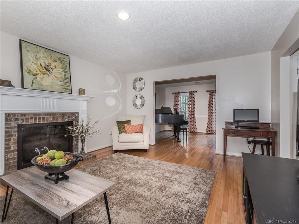 Tega Cay - Residential