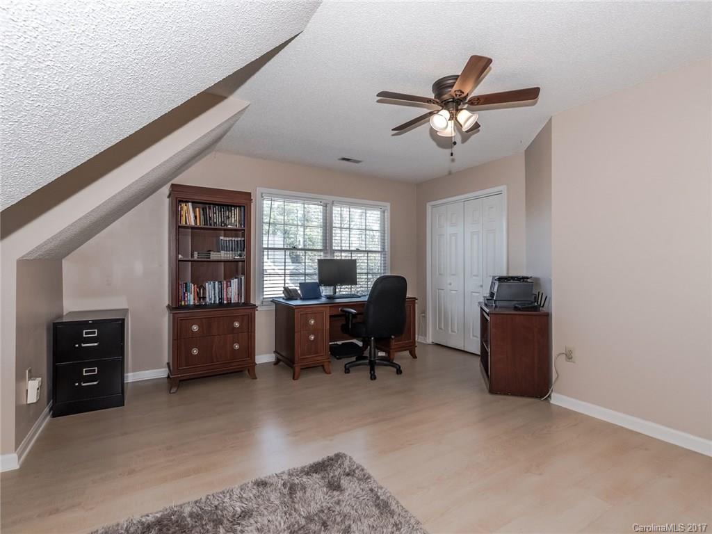 Tega Cay - Residential