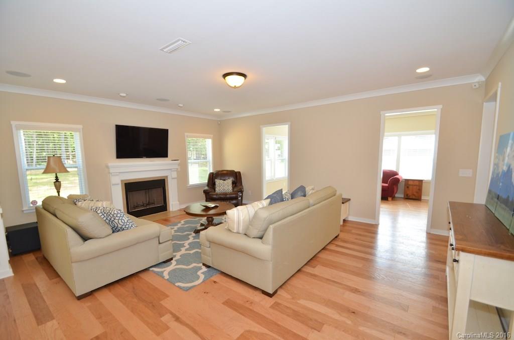 Sanctuary At Weddington - Residential