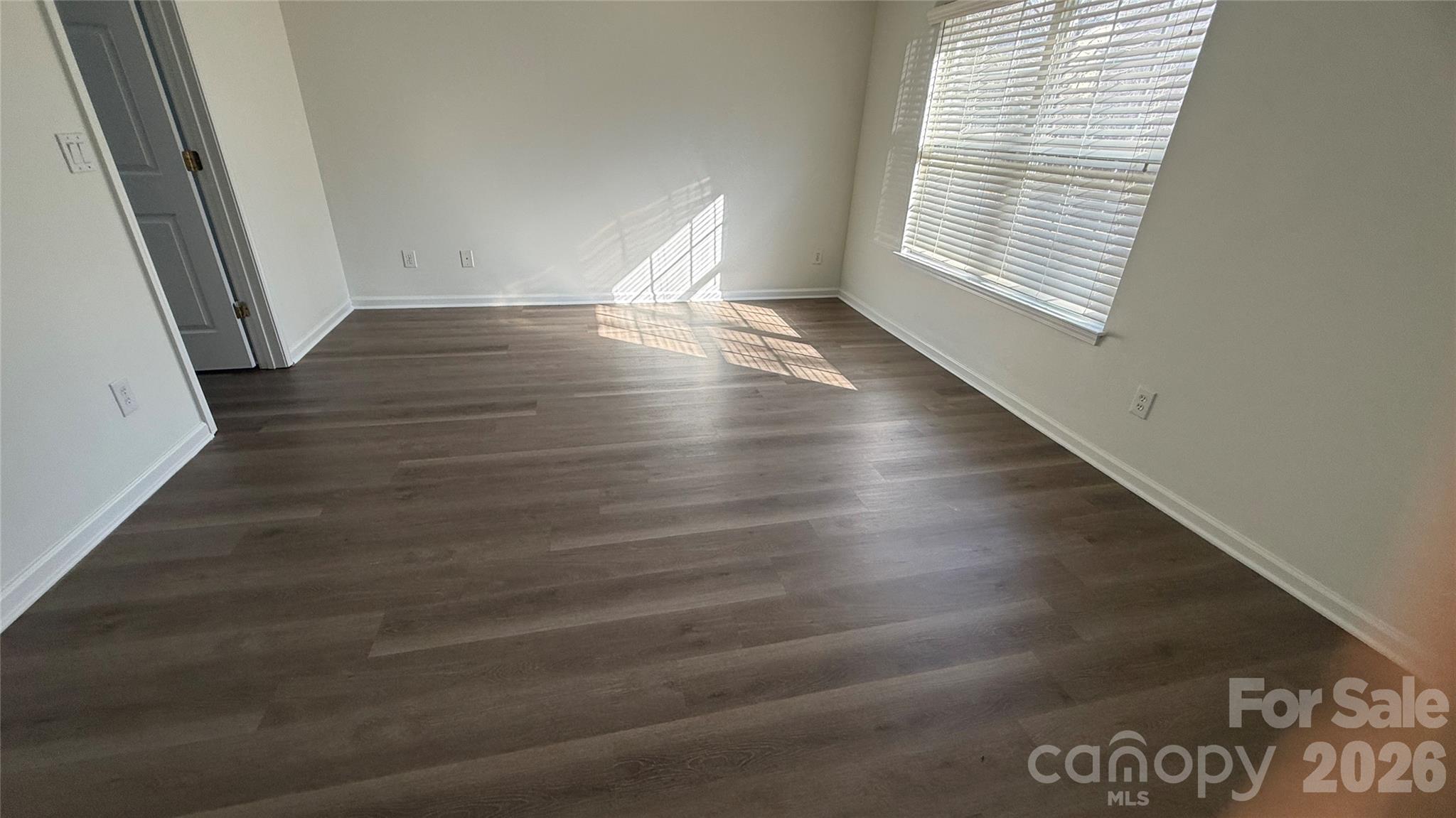 6832 Brachnell View Drive