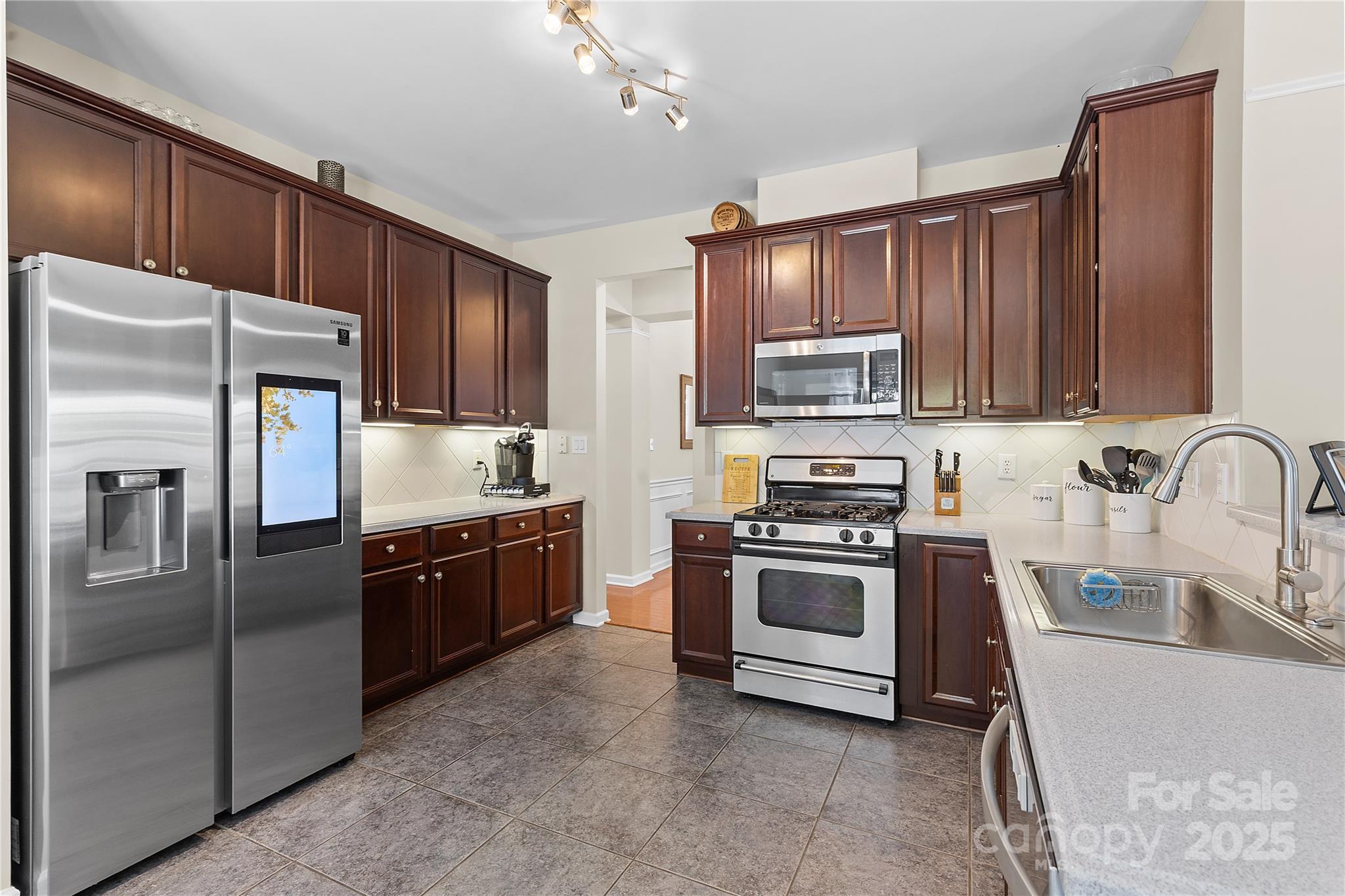 Brook Valley - Residential