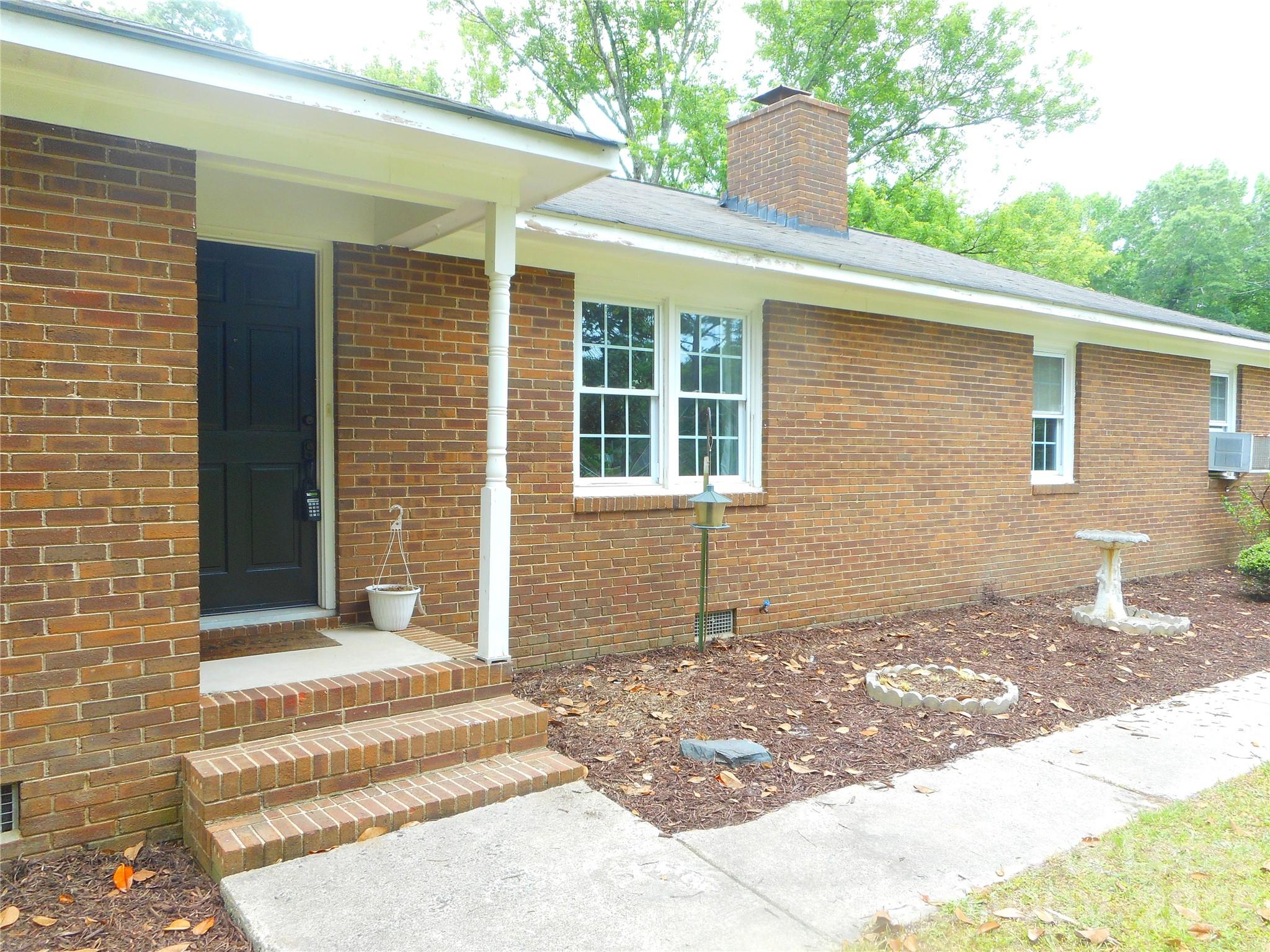 Cherokee Woods - Residential Lease