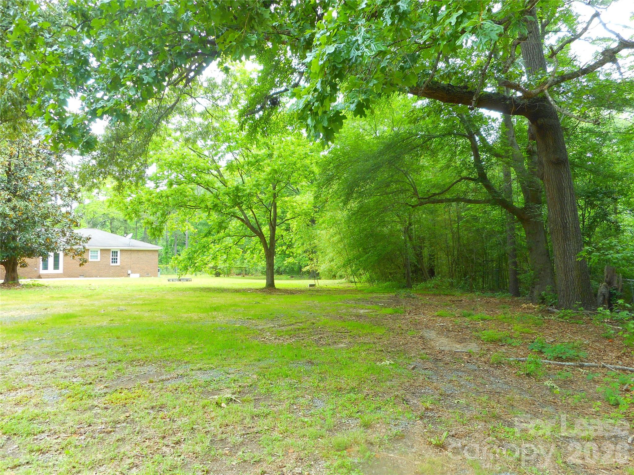 Cherokee Woods - Residential Lease