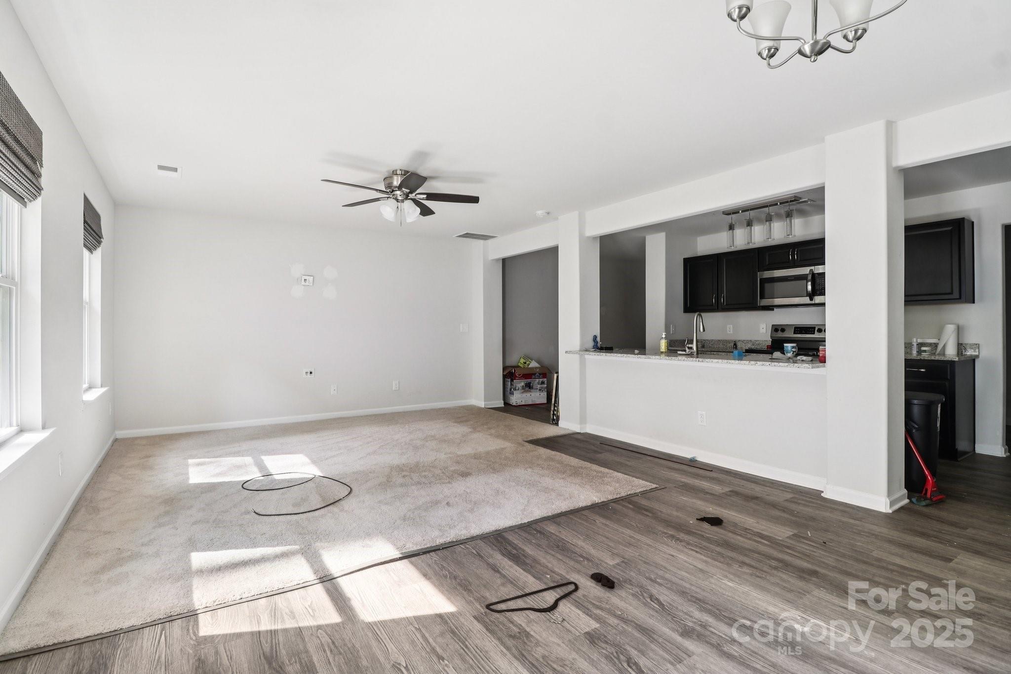 100 S Gregory Street