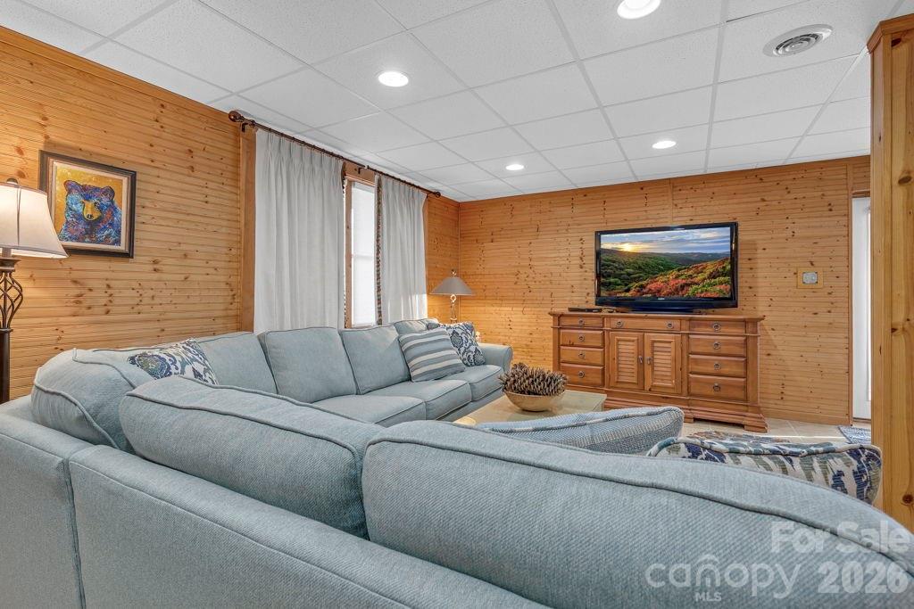 Poplar Ridge - Residential