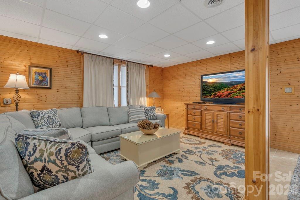 Poplar Ridge - Residential