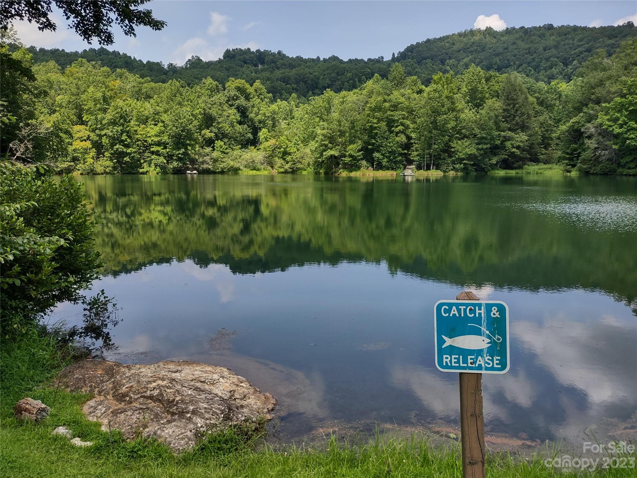 Gateway Mountain - Land