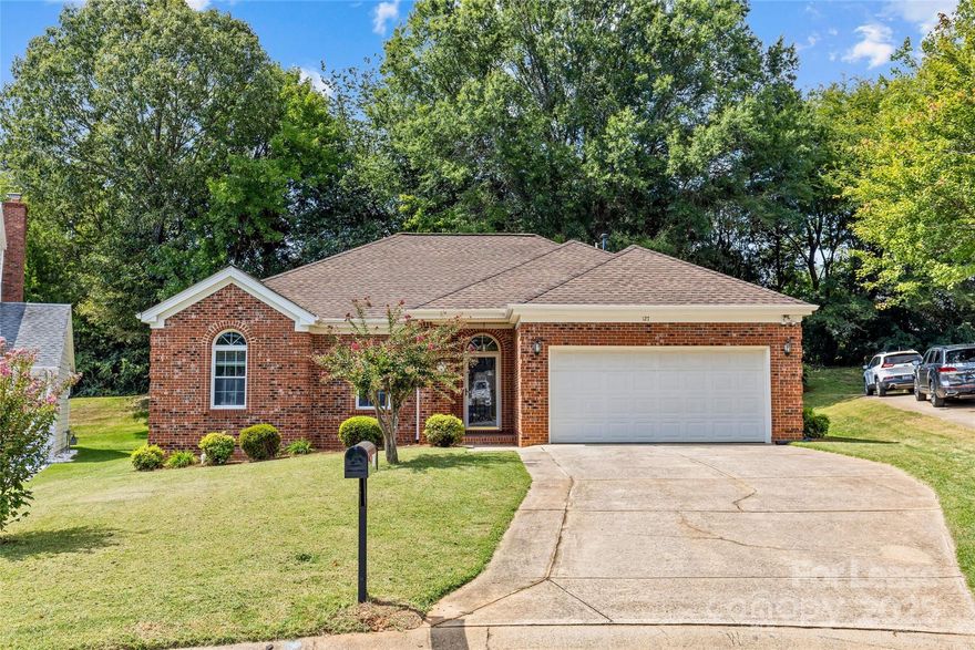 Renovated brick ranch in the sought-after lake community of Bridgeport. This charming home features fresh updates throughout, including new flooring, paint, light fixtures, appliances, and beautifully renovated bathrooms. Perfectly positioned on a small cul-de-sac lot, it’s just a short walk to the community pool, lake, and tennis courts. The backyard opens to HOA greenspace, providing added privacy and a peaceful setting. Inside, the split-bedroom floor plan, soaring ceilings, and open living areas create a spacious feel beyond the listed HLA. Lawn maintenance, trash service, and HOA fees are included in the monthly rent. List agent is part owner and landlord contact.