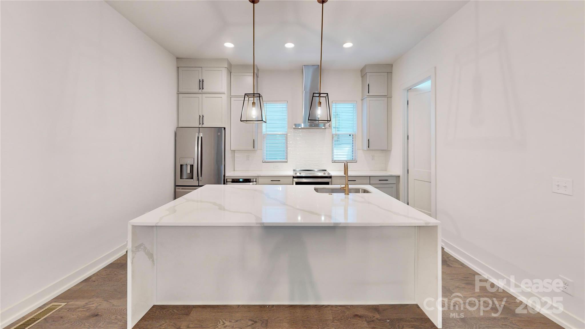 Villa Heights - Residential Lease