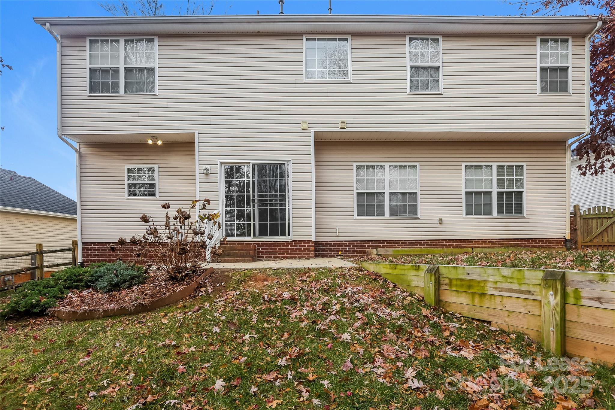 Riverwalk - Residential Lease