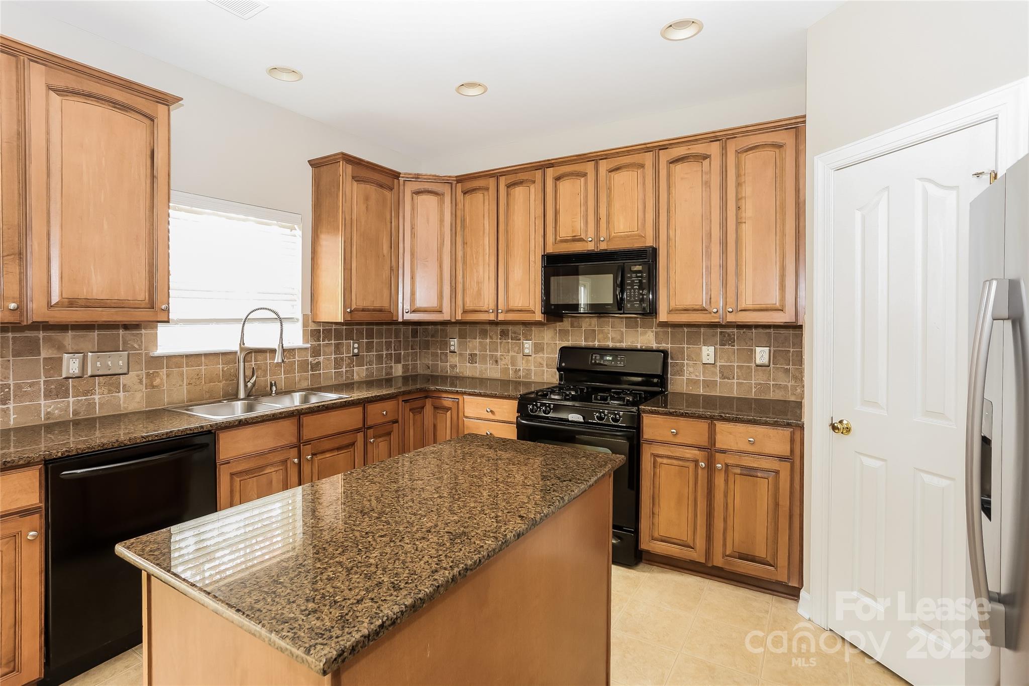 Riverwalk - Residential Lease