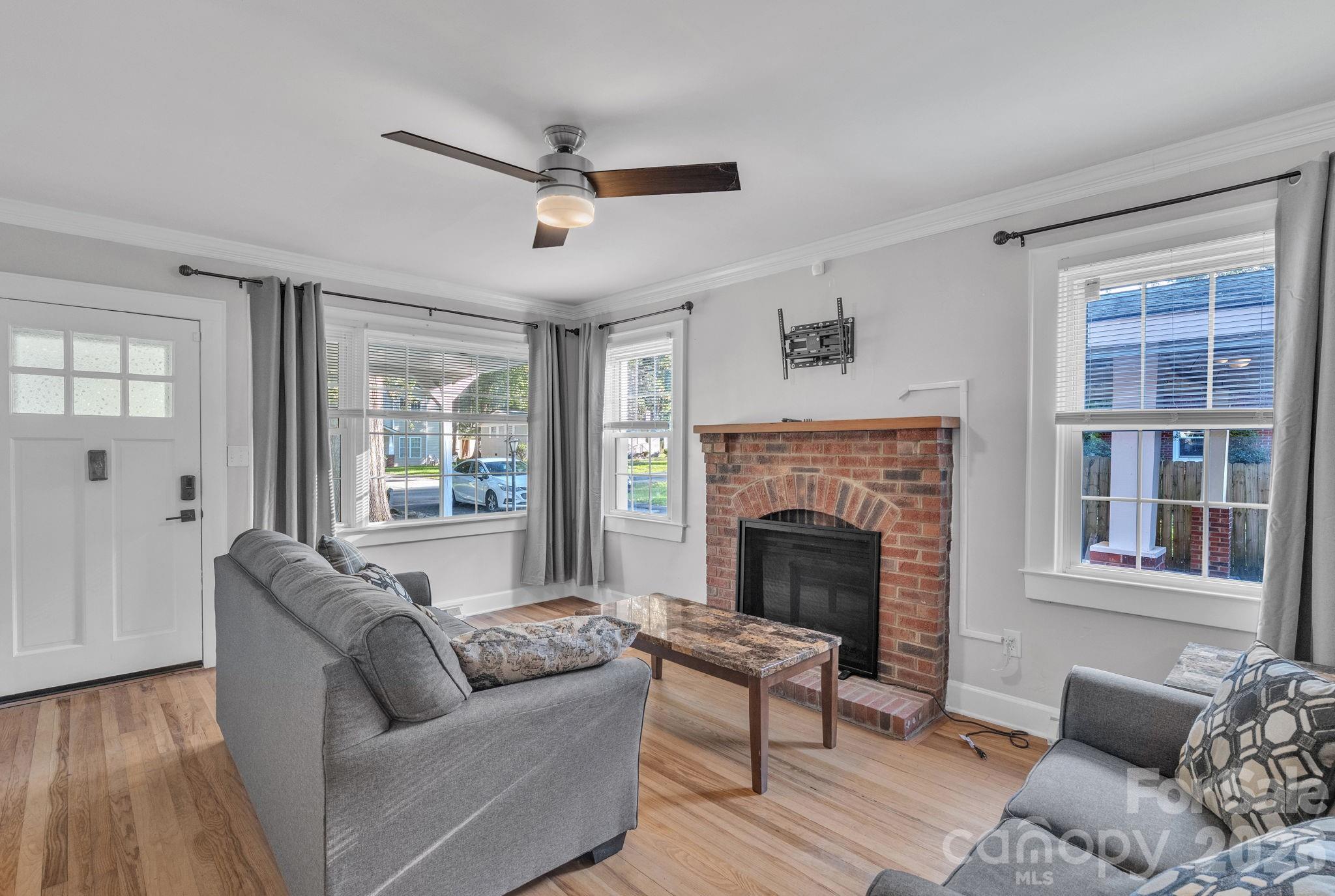 Royal Oaks - Residential