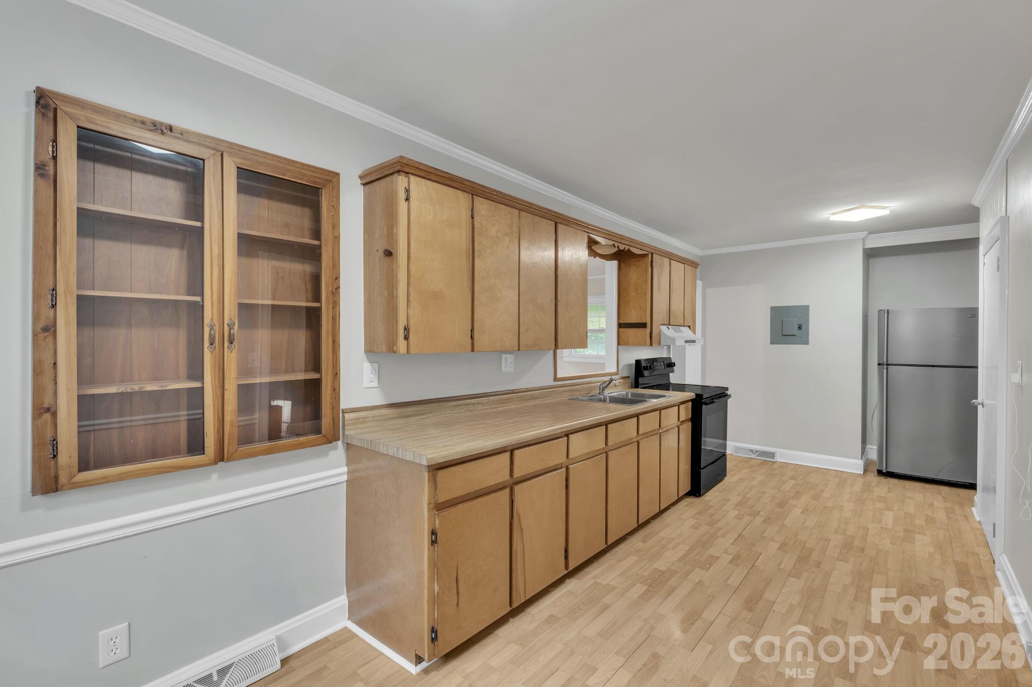 Royal Oaks - Residential