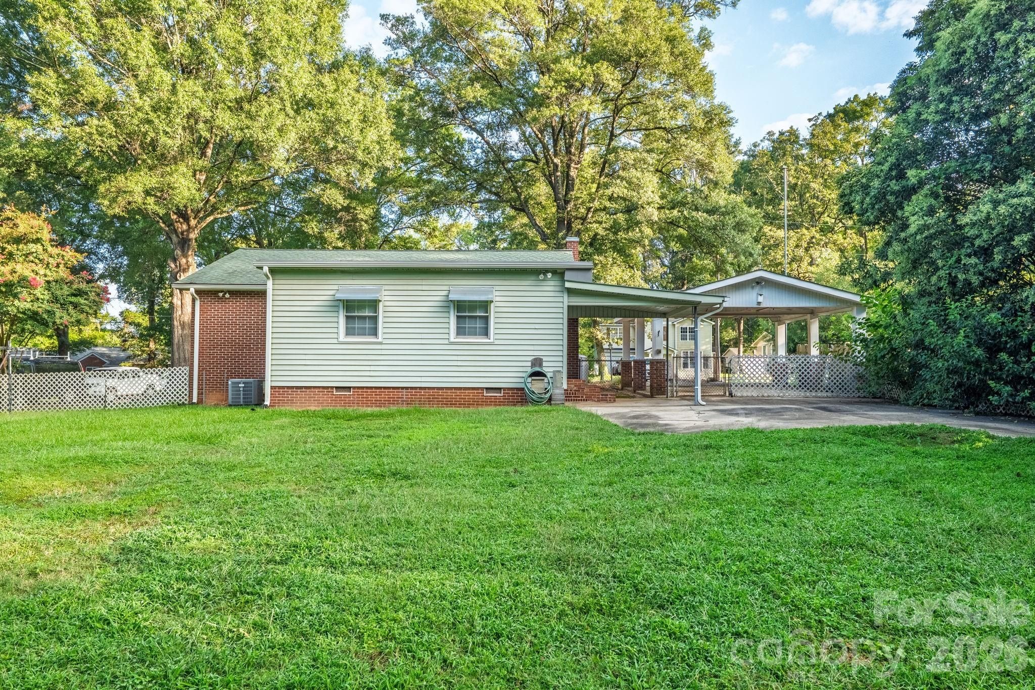 Royal Oaks - Residential