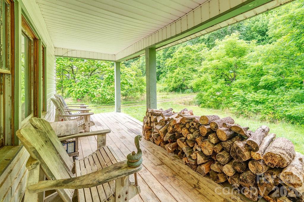 8485 Meadow Fork Road