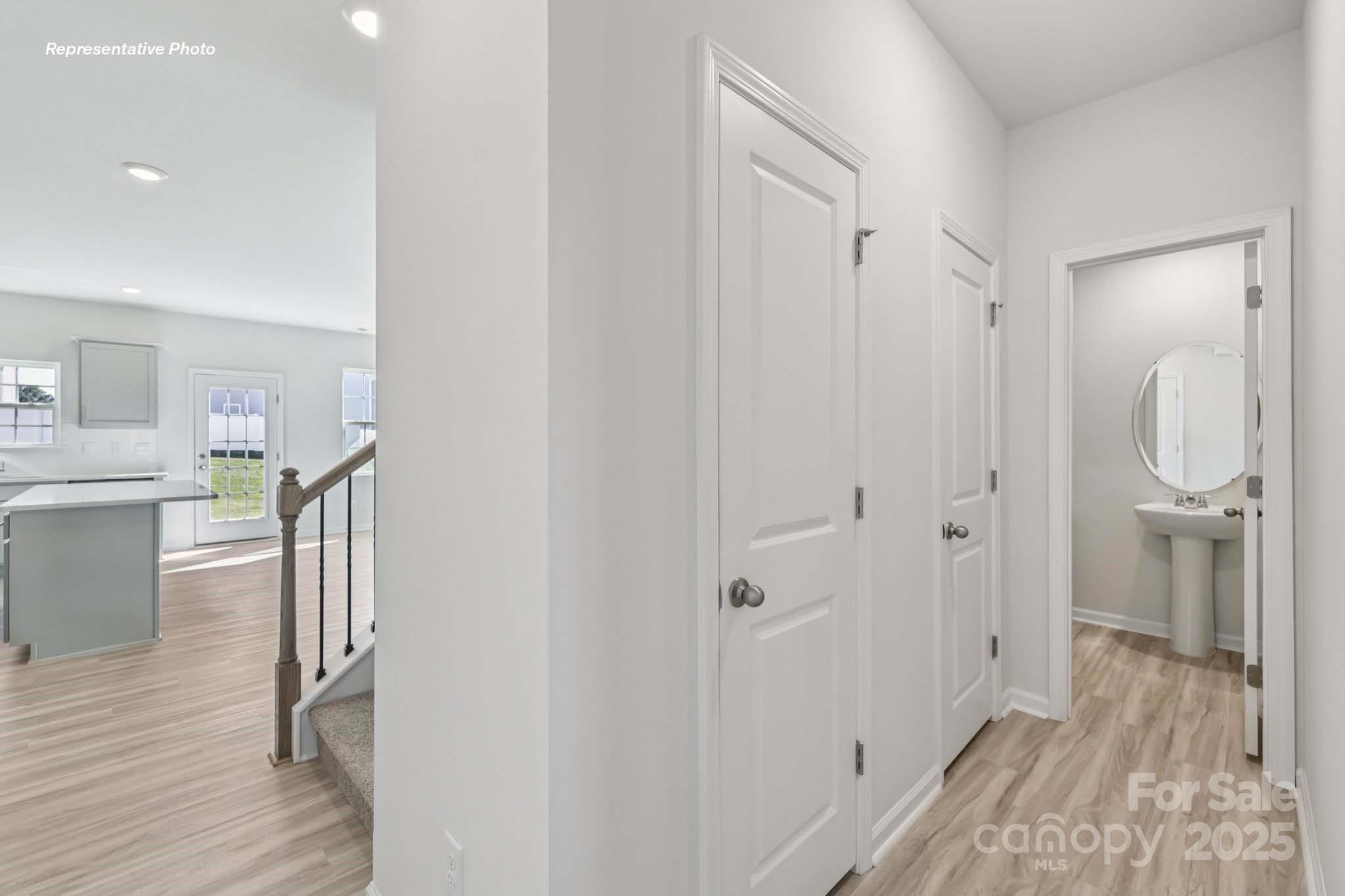 The Hamptons at Hickory - Residential