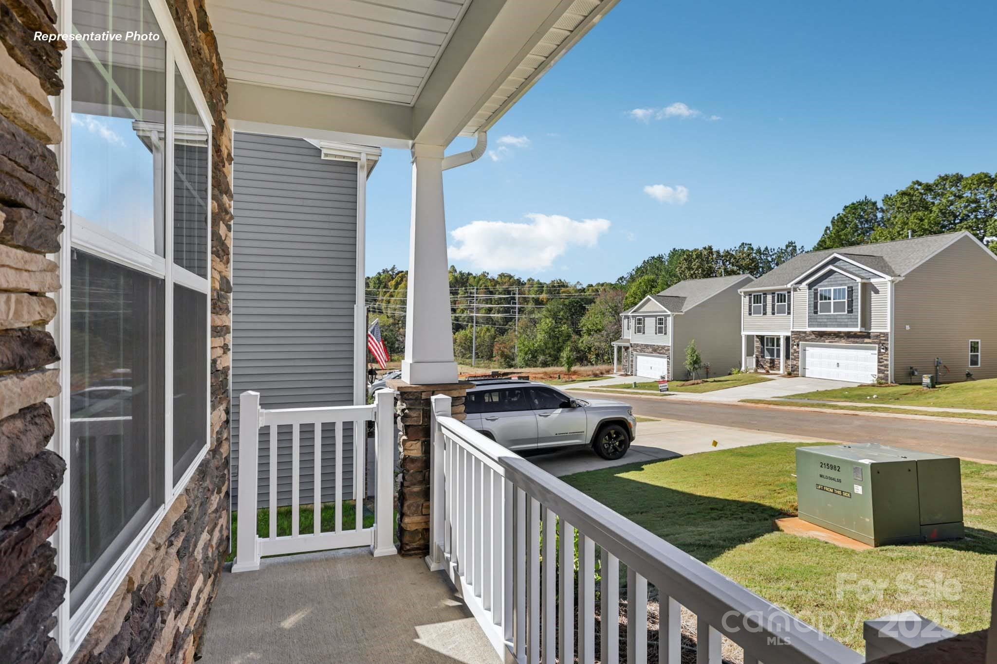 The Hamptons at Hickory - Residential