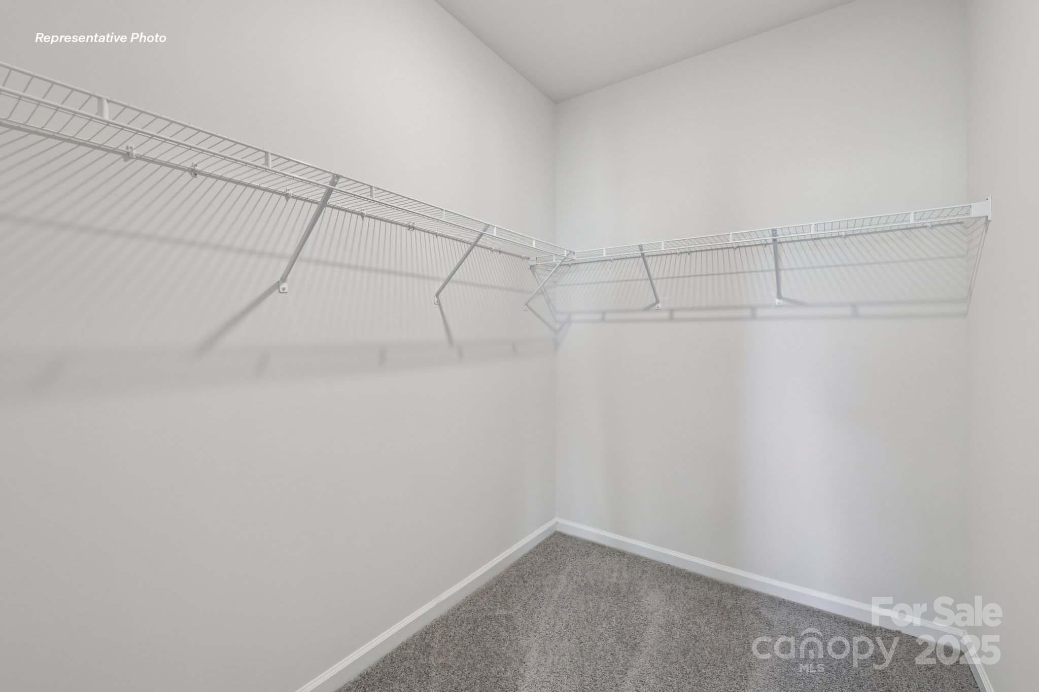 The Hamptons at Hickory - Residential