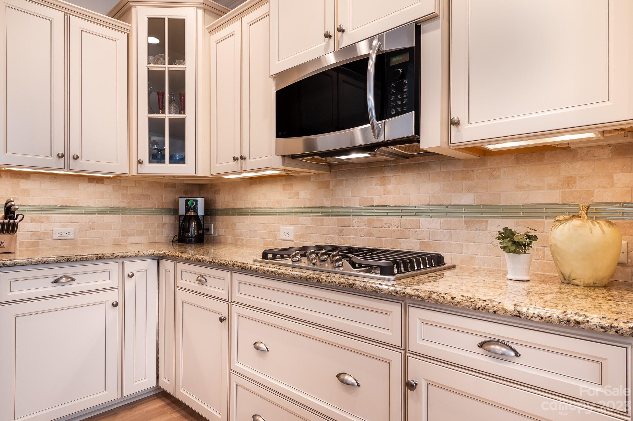 Baileys Glen - Residential