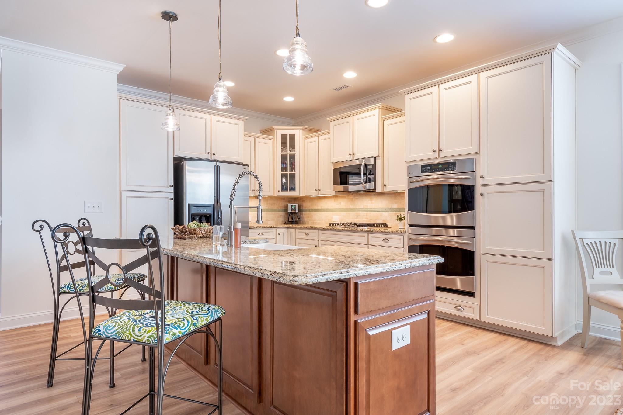 Baileys Glen - Residential