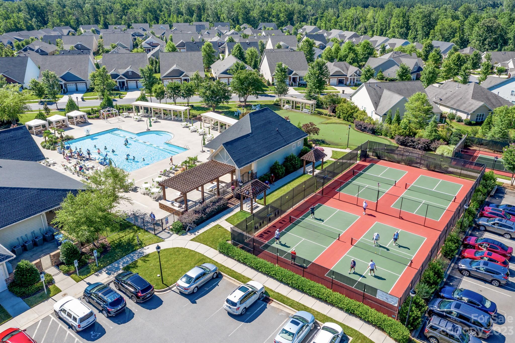 Baileys Glen - Residential