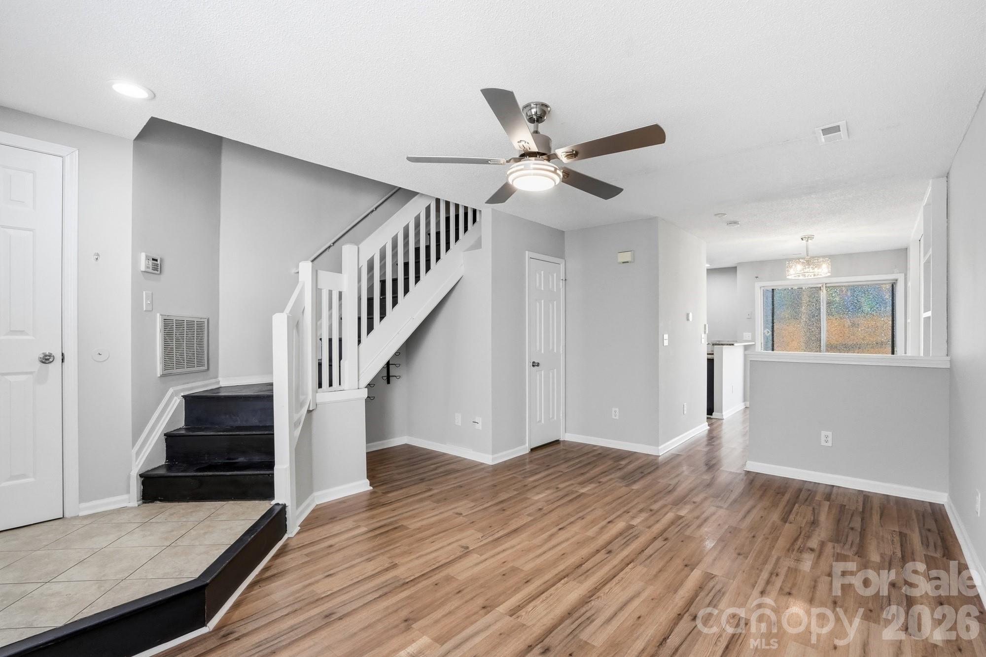 3015 Summercroft Lane