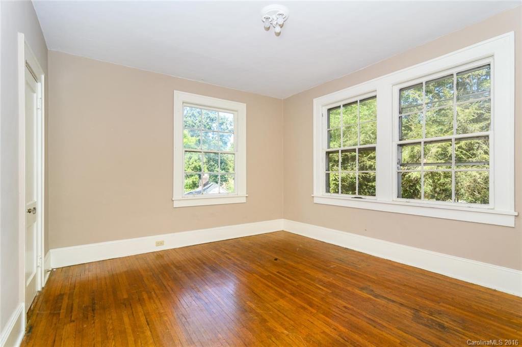 KENILWORTH - Residential