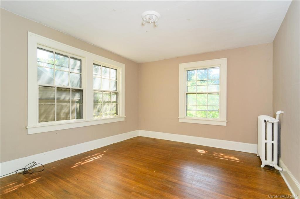 KENILWORTH - Residential