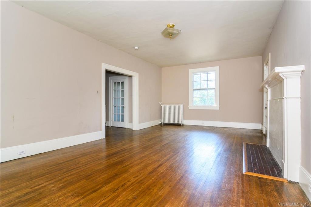 KENILWORTH - Residential