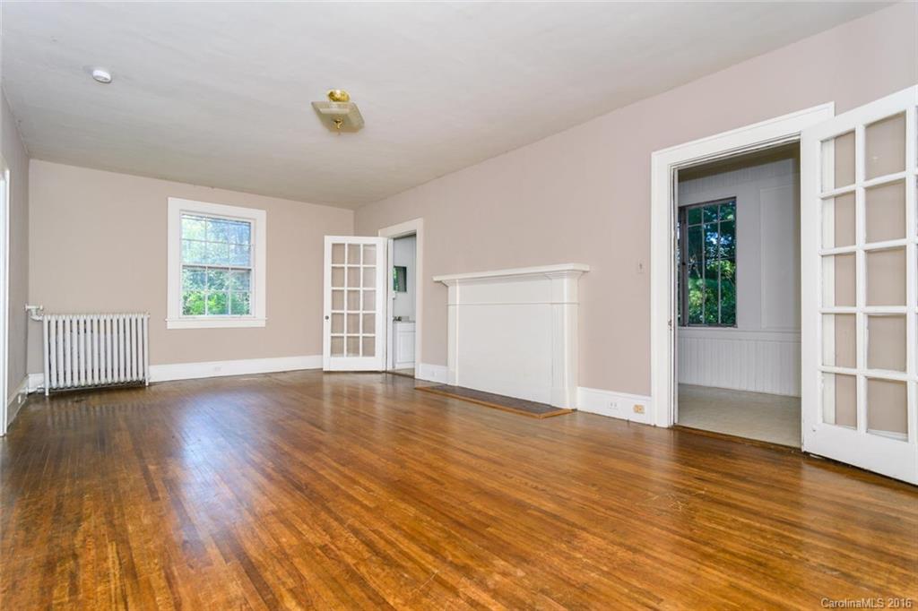 KENILWORTH - Residential