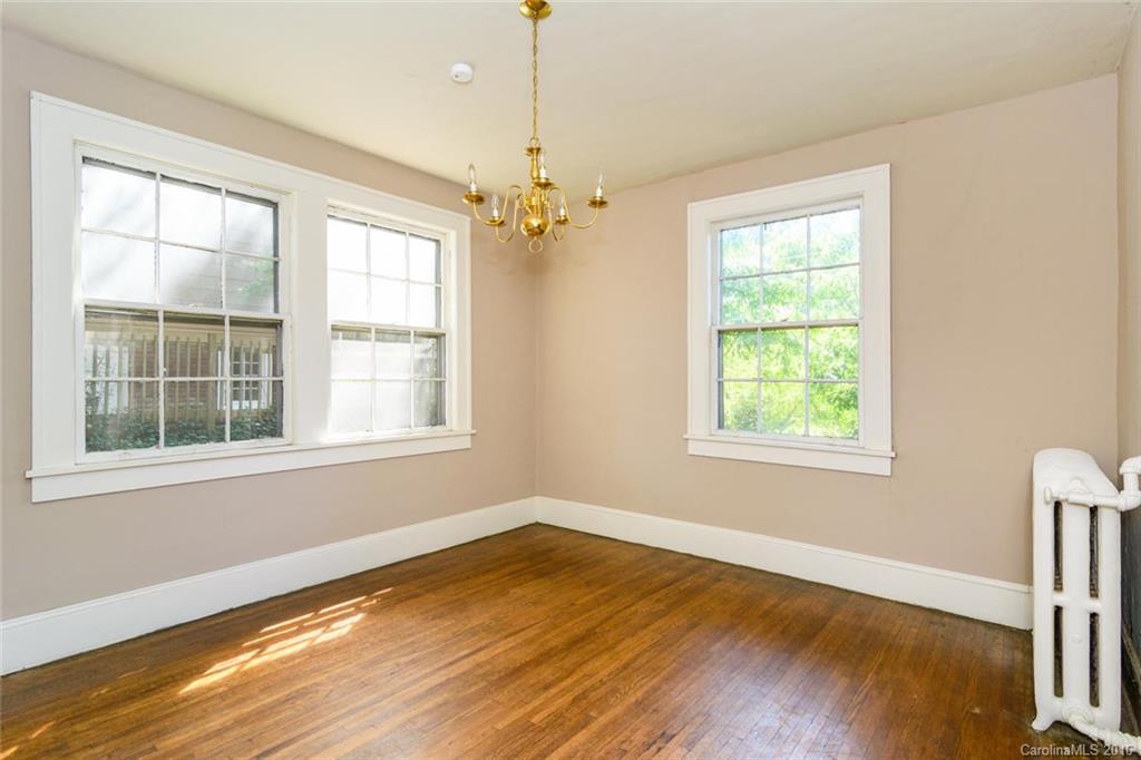 KENILWORTH - Residential