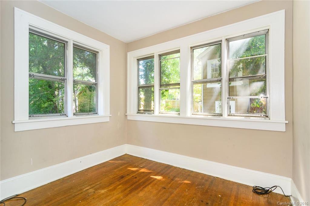 KENILWORTH - Residential