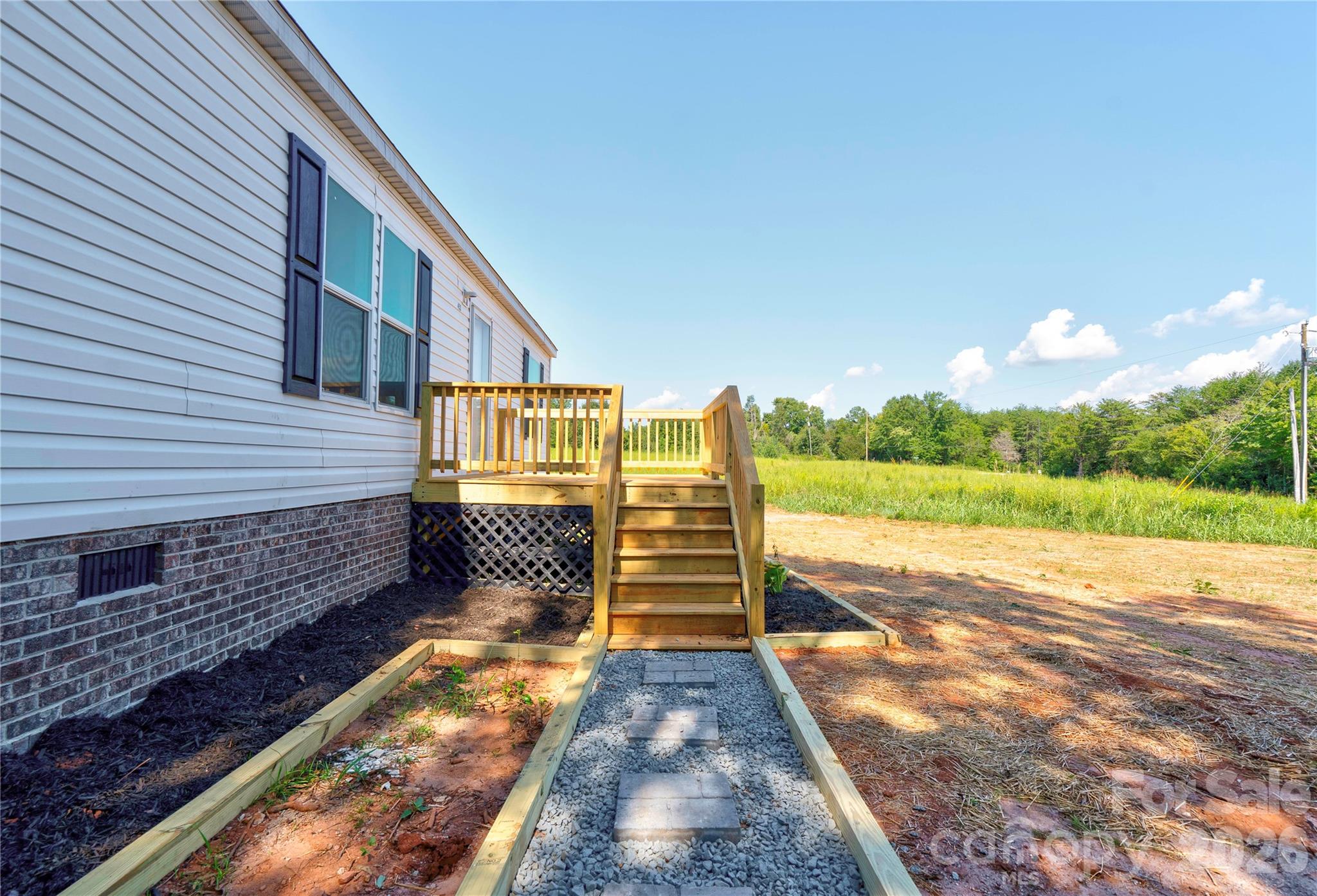 453 Thompson Road