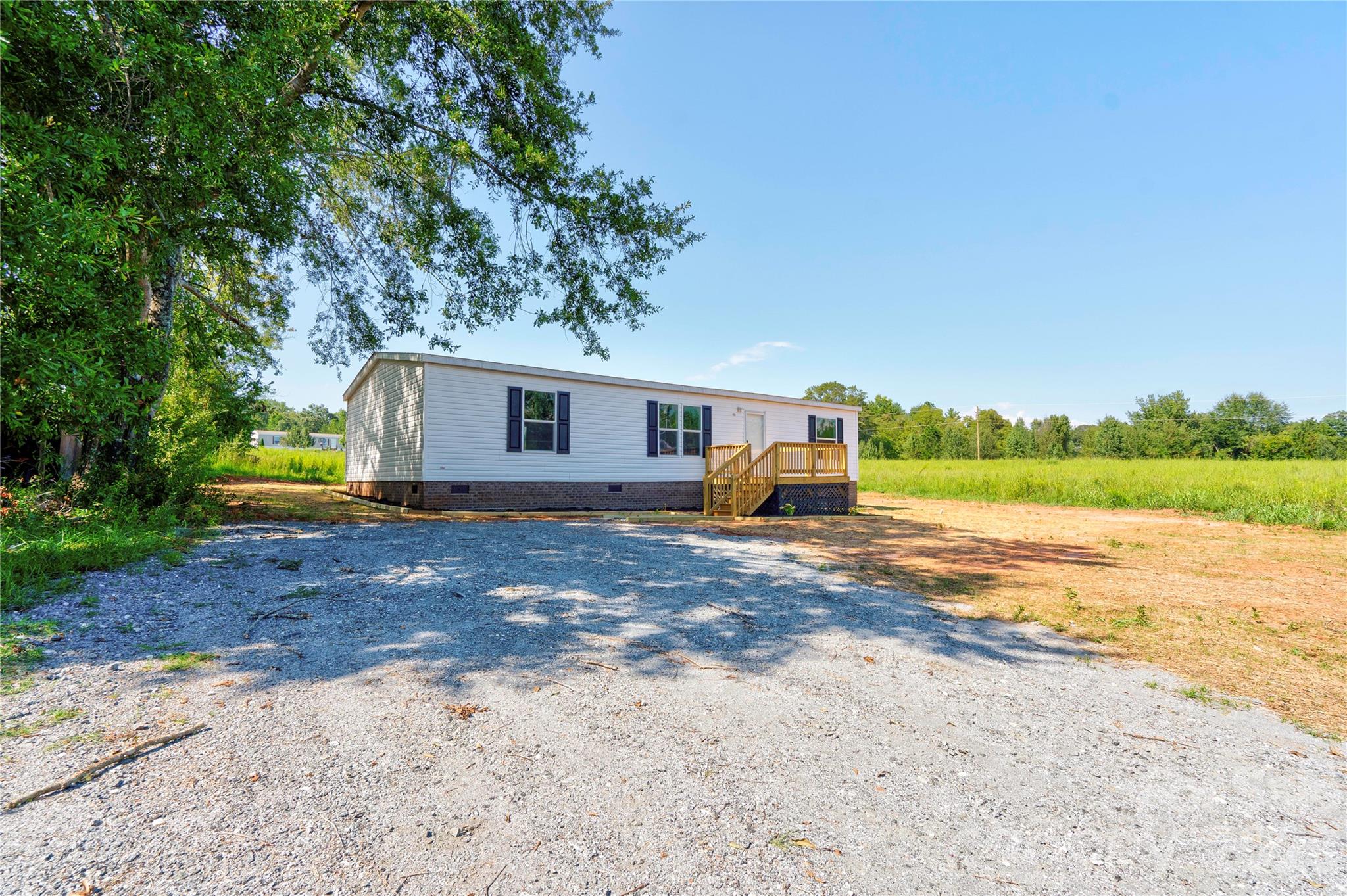 453 Thompson Road