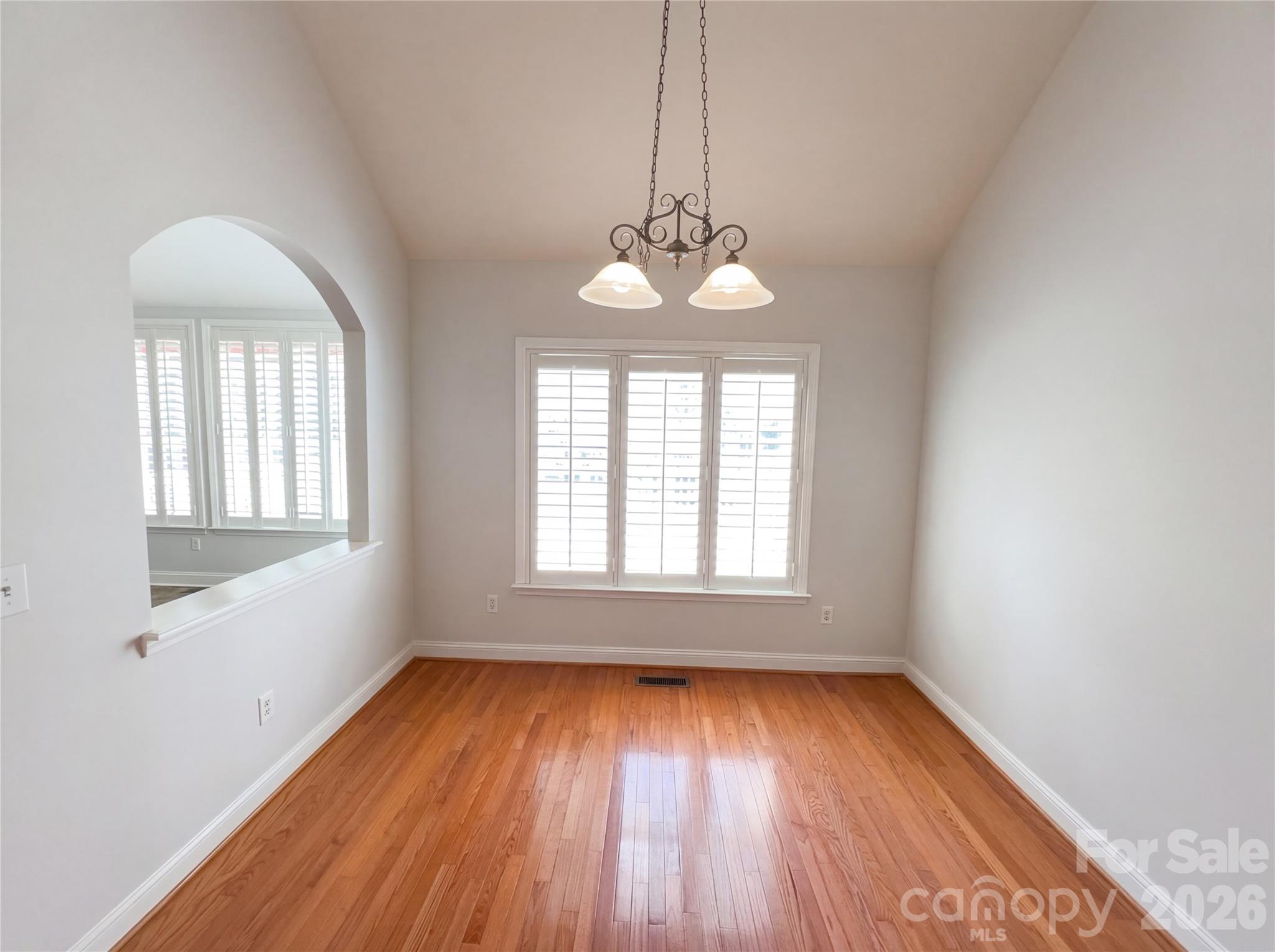 Gates At Waterside - Residential