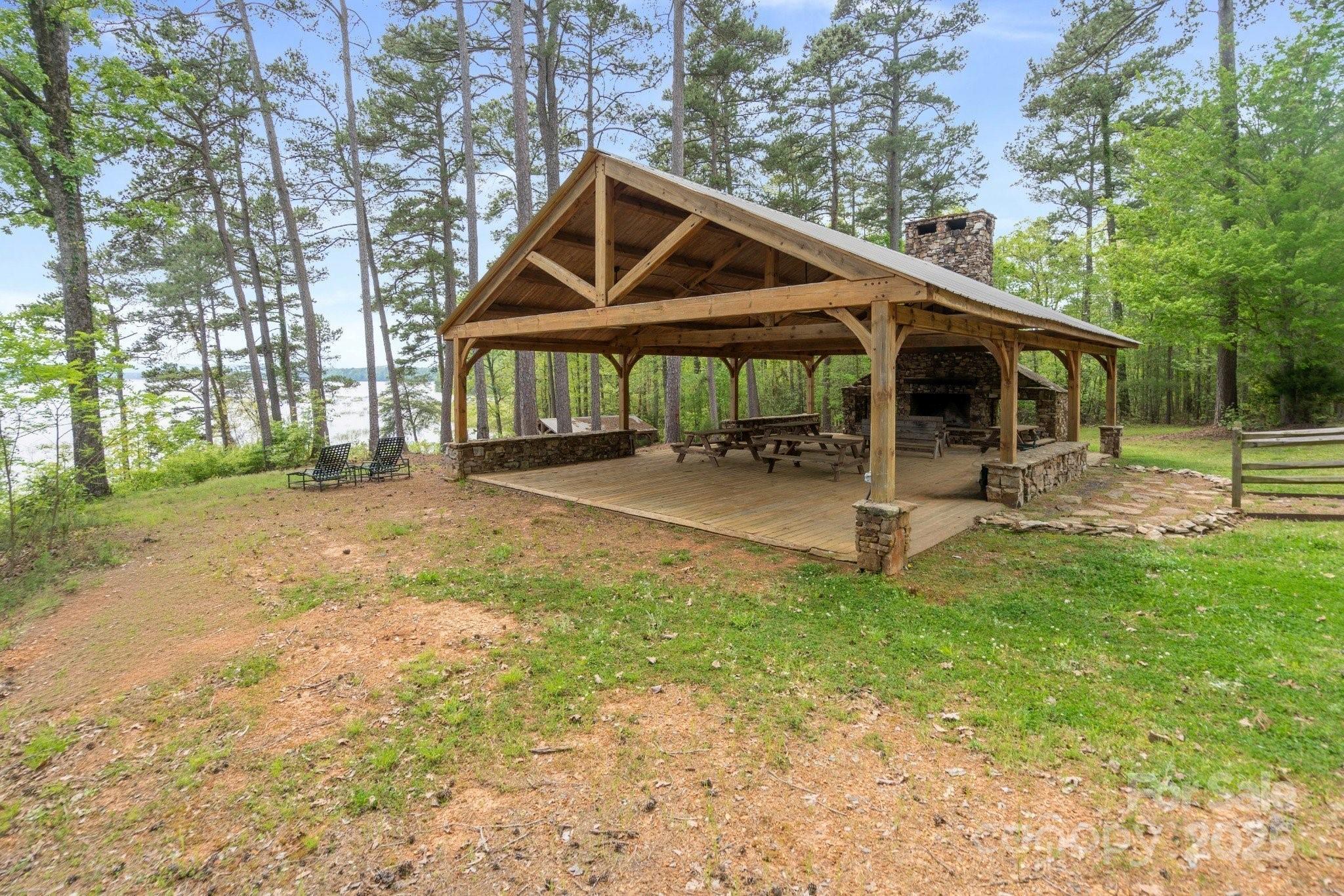 The Crossings - Land