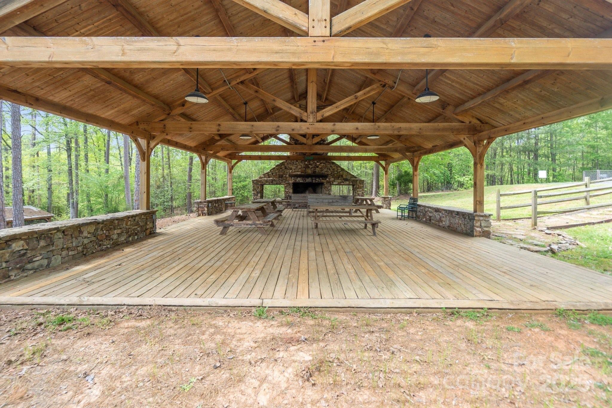 The Crossings - Land