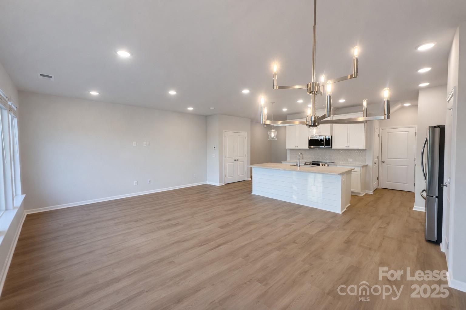 Westview Towns - Residential Lease