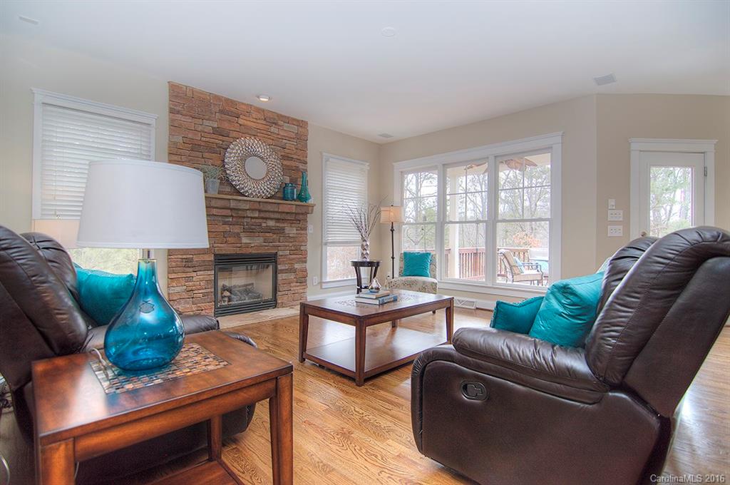 Lake Shore - Residential