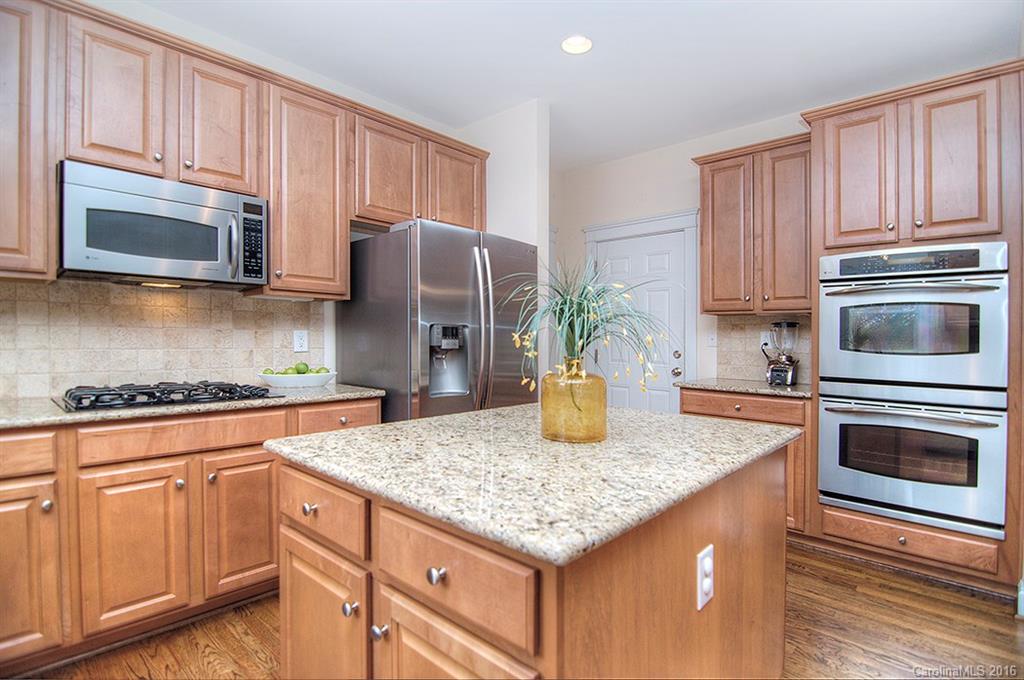 Lake Shore - Residential