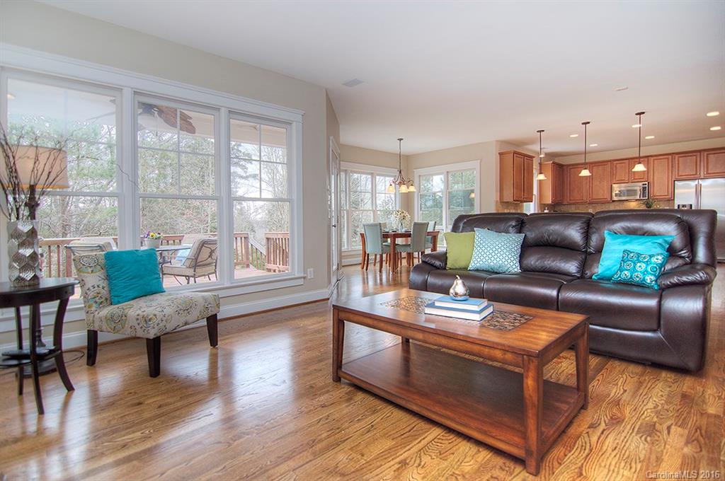 Lake Shore - Residential