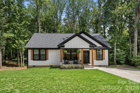 Photo of 216 Briarcreek Road, Gastonia, NC 28056 (MLS # 4409406)
