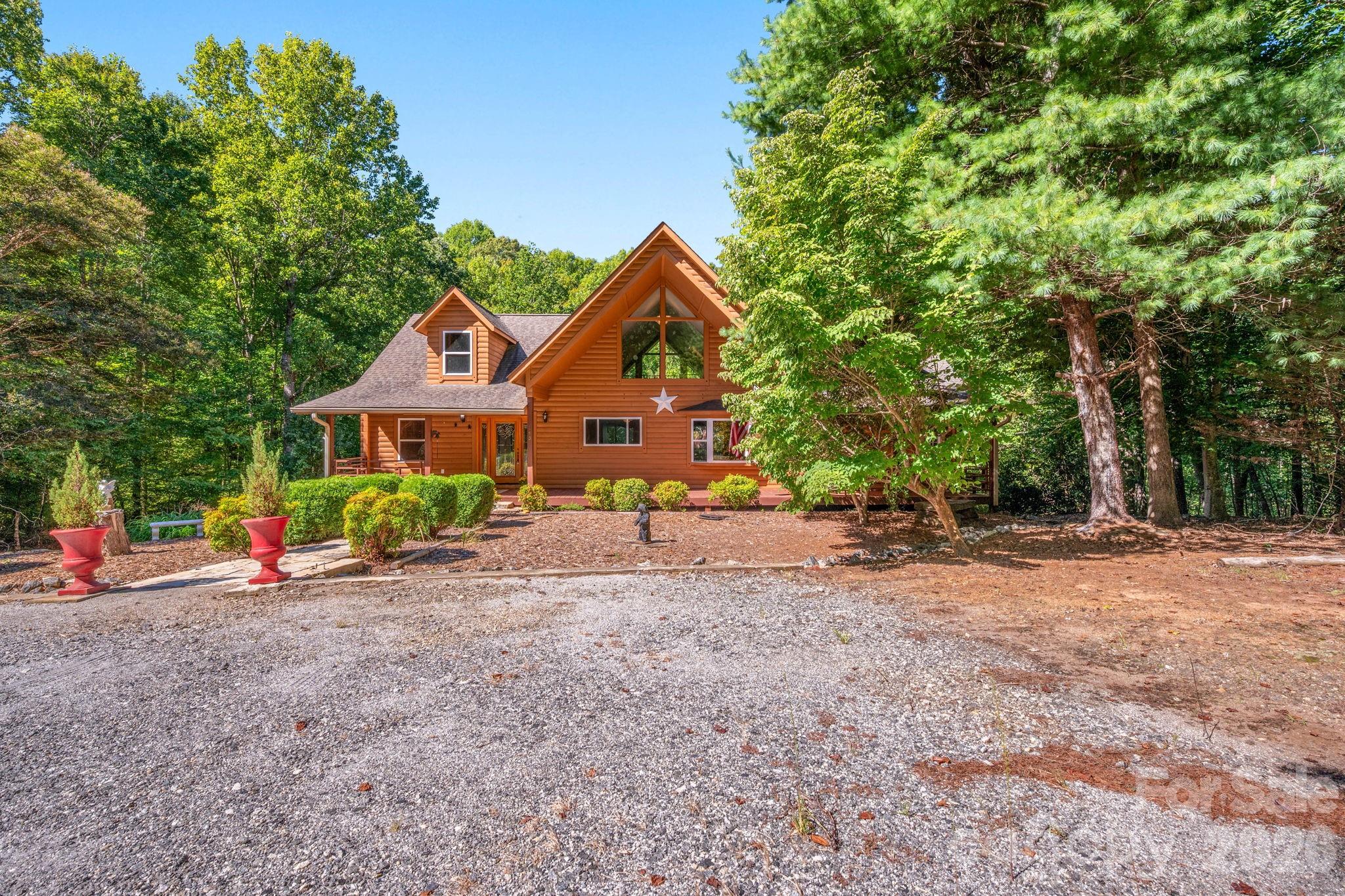 143 Rosewood Lane