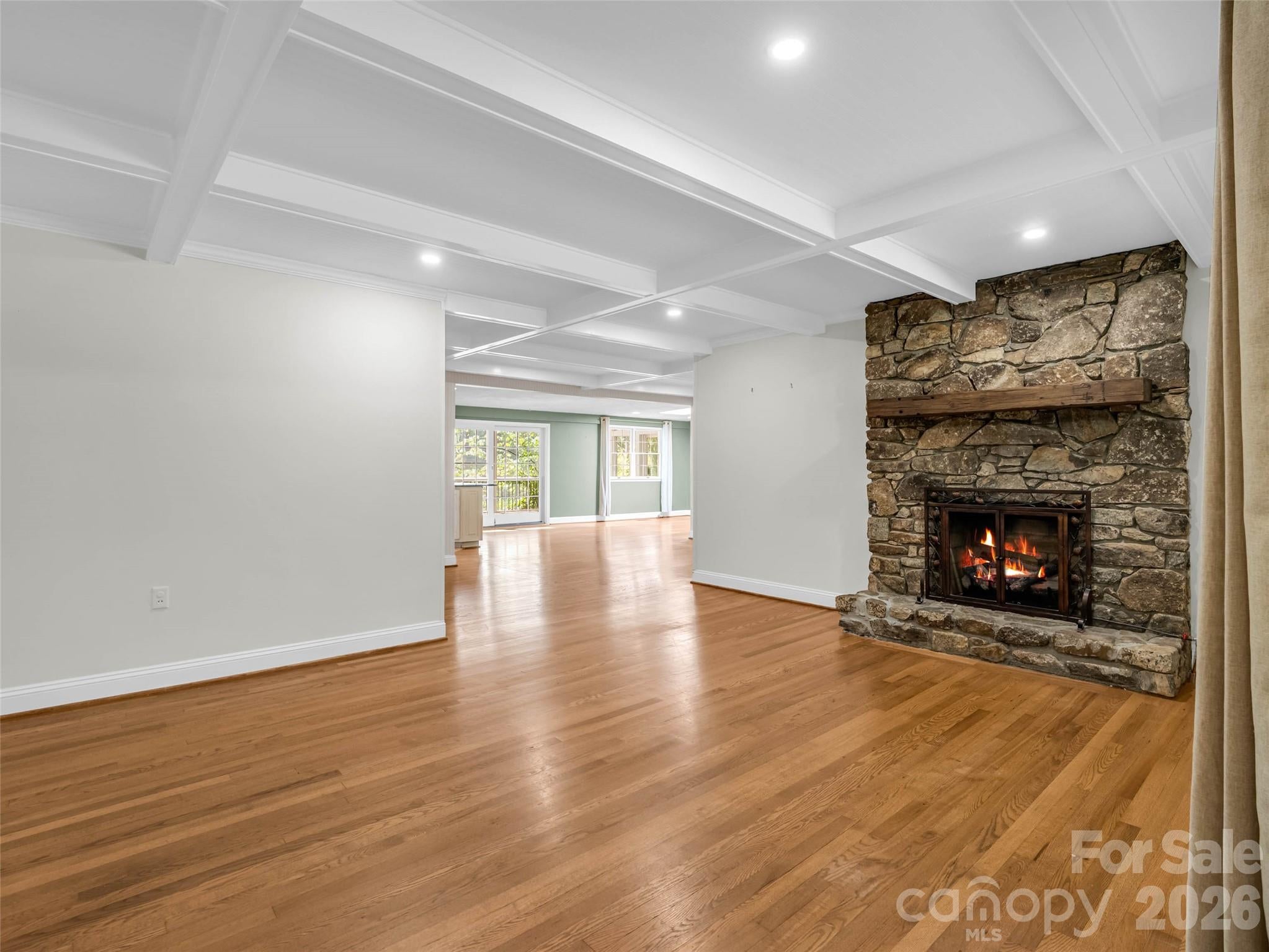 52 Forest Road