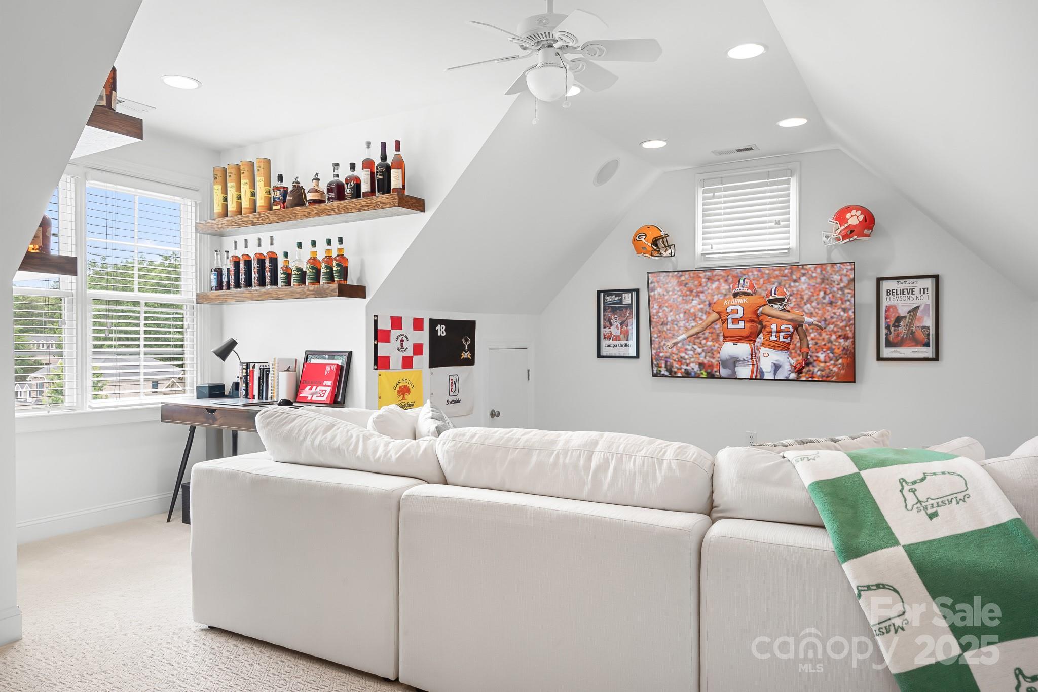 Treetops At Cowans Ford - Residential